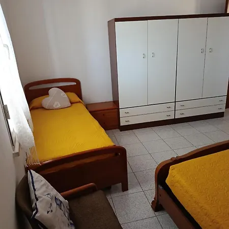 Family&friends 3 - Cozy Garden 3-room Guest - Terraced Fruit Garden Quiet Outdoor Relaxation - Spacious Group - Fully Equipped & Minutes From The Sea & *