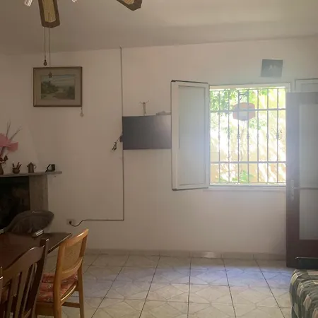 Family&friends 3 - Cozy Garden 3-room Guest - Terraced Fruit Garden Quiet Outdoor Relaxation - Spacious Group - Fully Equipped & Minutes From The Sea &